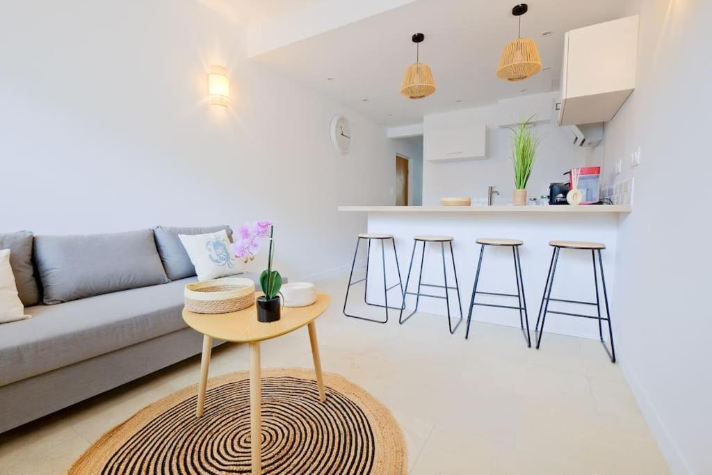 La Confidence Appartement Périgueux Buitenkant foto