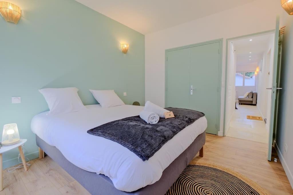 La Confidence Appartement Périgueux Buitenkant foto